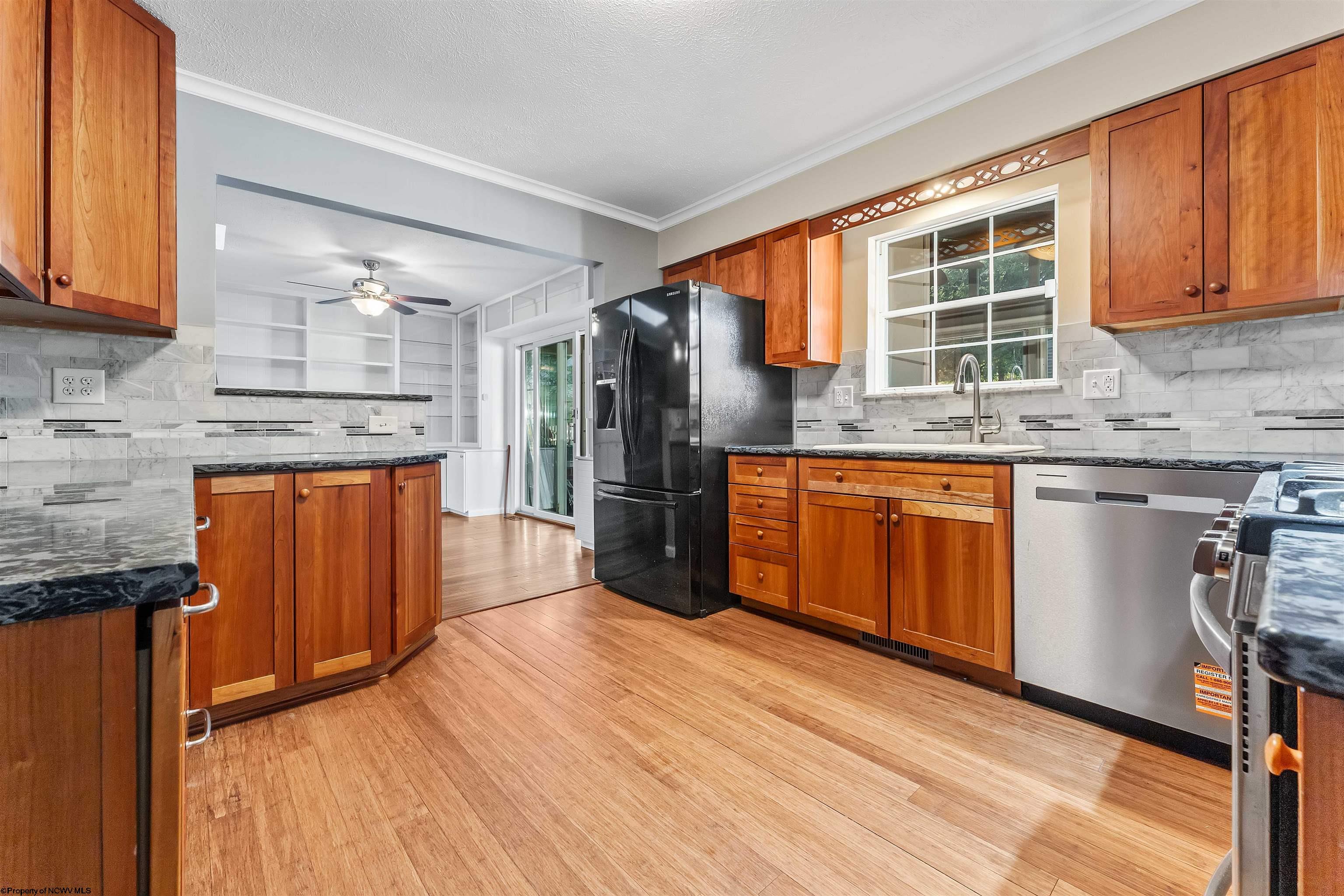 Morgantown, West Virginia 26508, United States, 4 Bedrooms Bedrooms, ,2 BathroomsBathrooms,Residential,Active,221594