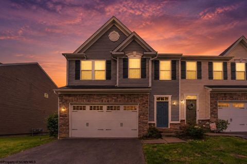 Photo of 214 Stonehurst Drive, Morgantown, WV 26501 (MLS # 10164845)