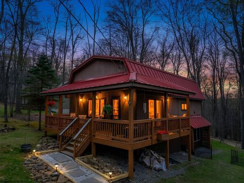 Photo of 576 Hemlock Circle, Terra Alta, WV 26764 (MLS # 10164325)