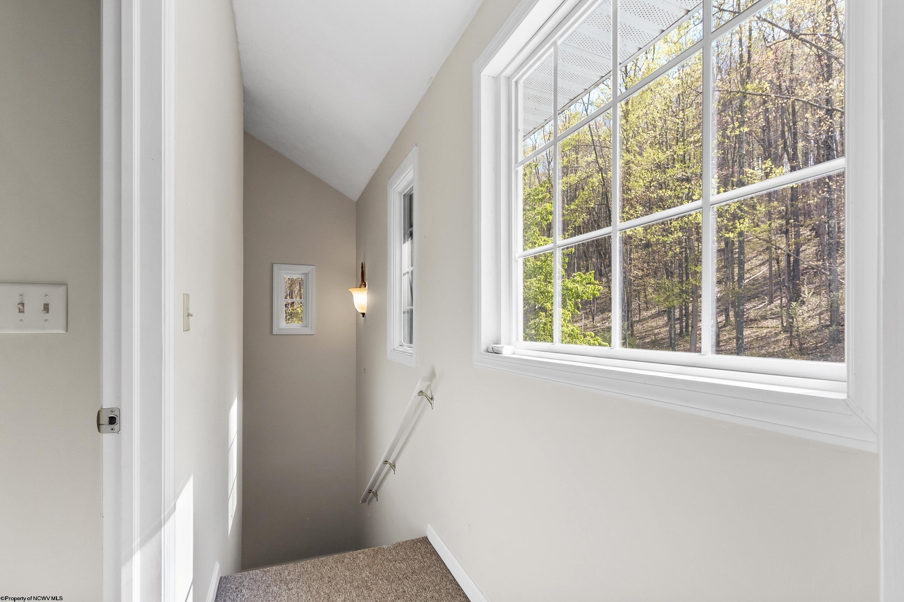 Grafton, West Virginia 26354, United States, 3 Bedrooms Bedrooms, ,3 BathroomsBathrooms,Residential,Pending,58872