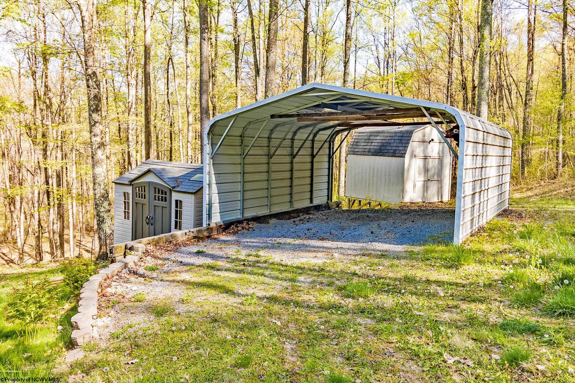 Grafton, West Virginia 26354, United States, 3 Bedrooms Bedrooms, ,3 BathroomsBathrooms,Residential,Pending,58872