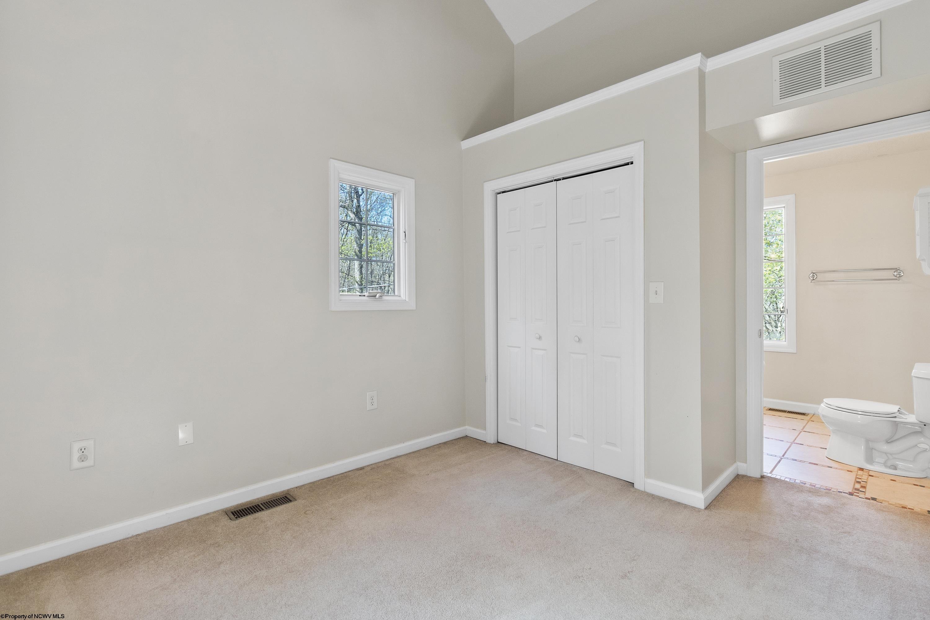 Grafton, West Virginia 26354, United States, 3 Bedrooms Bedrooms, ,3 BathroomsBathrooms,Residential,Pending,58872