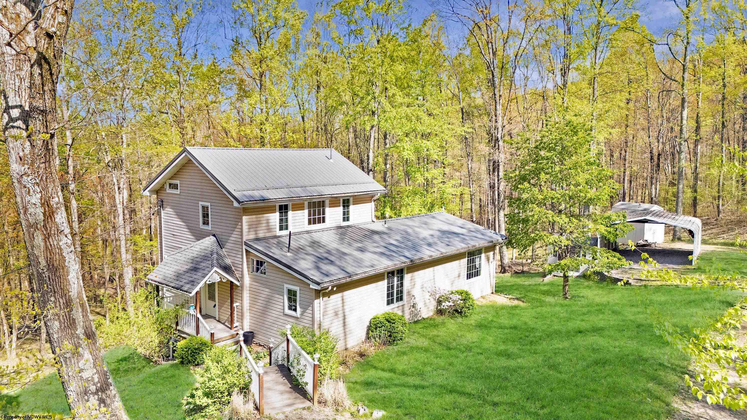 Grafton, West Virginia 26354, United States, 3 Bedrooms Bedrooms, ,3 BathroomsBathrooms,Residential,Pending,58872