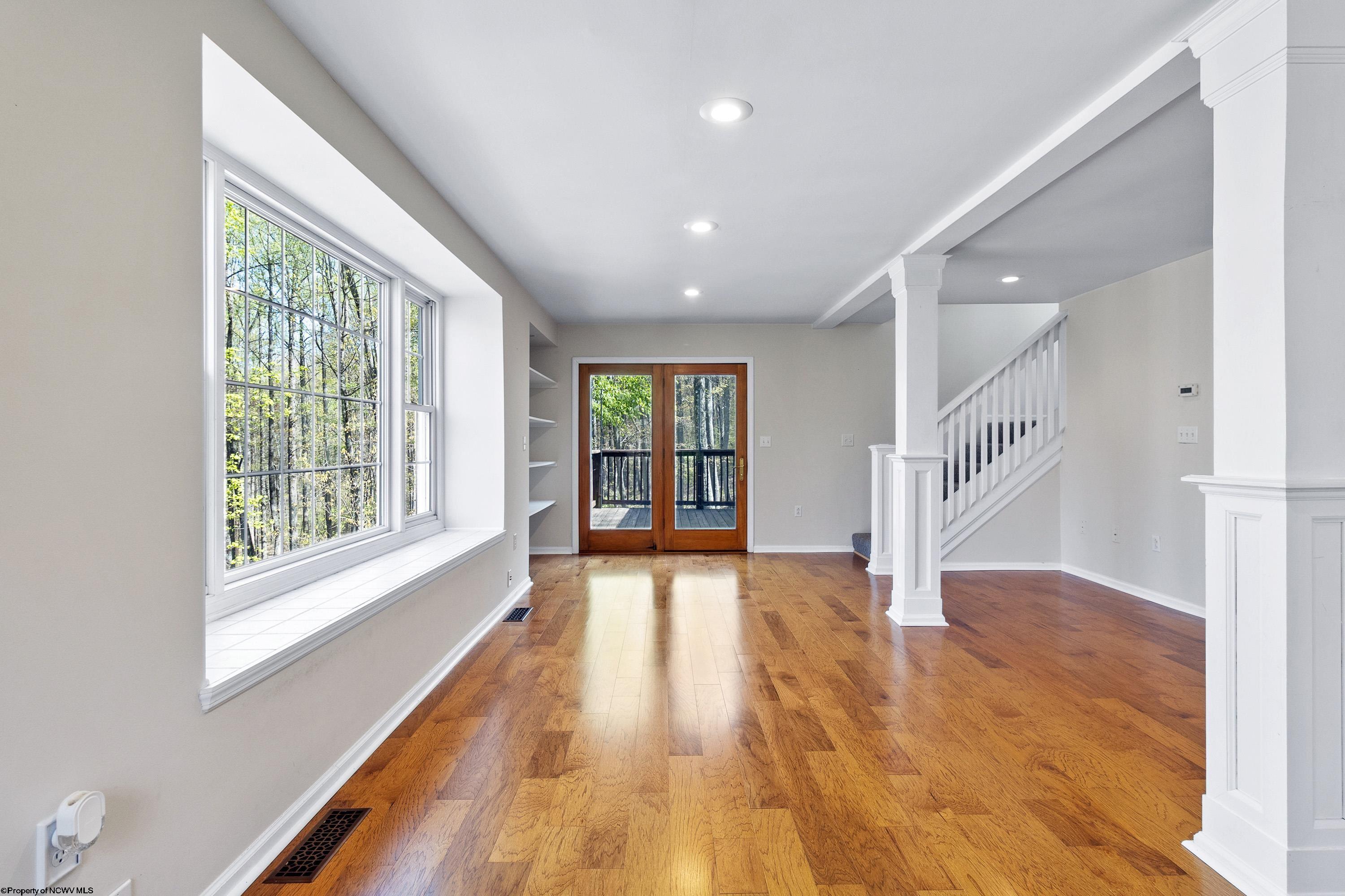 Grafton, West Virginia 26354, United States, 3 Bedrooms Bedrooms, ,3 BathroomsBathrooms,Residential,Pending,58872