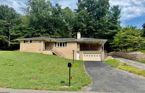 Photo of 964 Coleman Avenue, Fairmont, WV 26554 (MLS # 10160788)