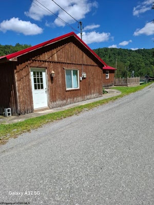 8248 ALTON RD, ADRIAN, WV 26210 - Image a81a9dcbeeff8bdfbda13a0201d4032d/969836041