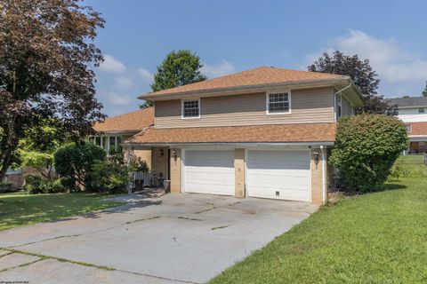 Photo of 125 Ashford Drive, Bridgeport, WV 26330 (MLS # 10160802)