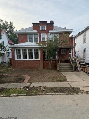 515 CENTER AVE, WESTON, WV 26452 - Image abdbf59e4f9a242f8b3f9fdbf56e6cf2/2629667194