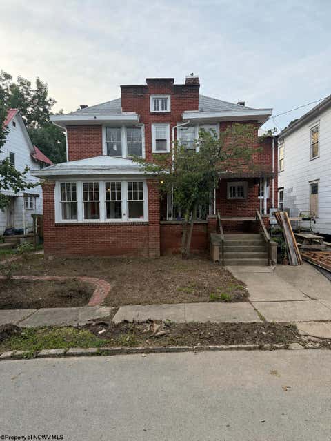 Photo of 515 Center Avenue, Weston, WV 26452 (MLS # 10166444)