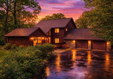 Photo of 48 Raven Rock Drive, Morgantown, WV 26508 (MLS # 10163670)