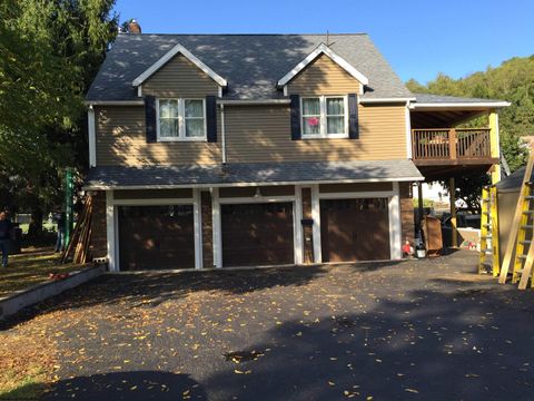 Photo of 1117 Fleming Avenue, Fairmont, WV 26554 (MLS # 10163430)