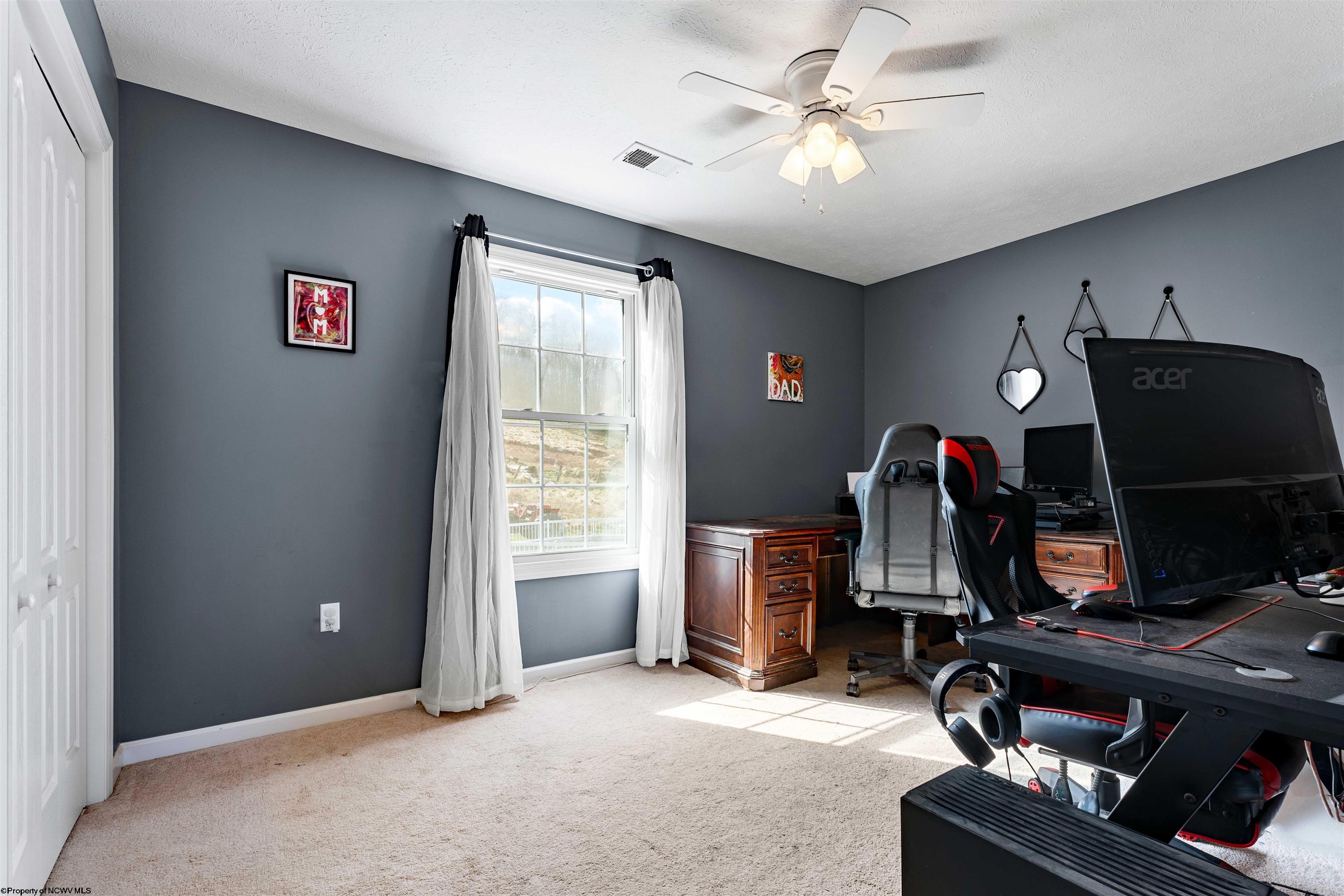 Morgantown, West Virginia 26508, United States, 4 Bedrooms Bedrooms, ,3 BathroomsBathrooms,Residential,Active,97579