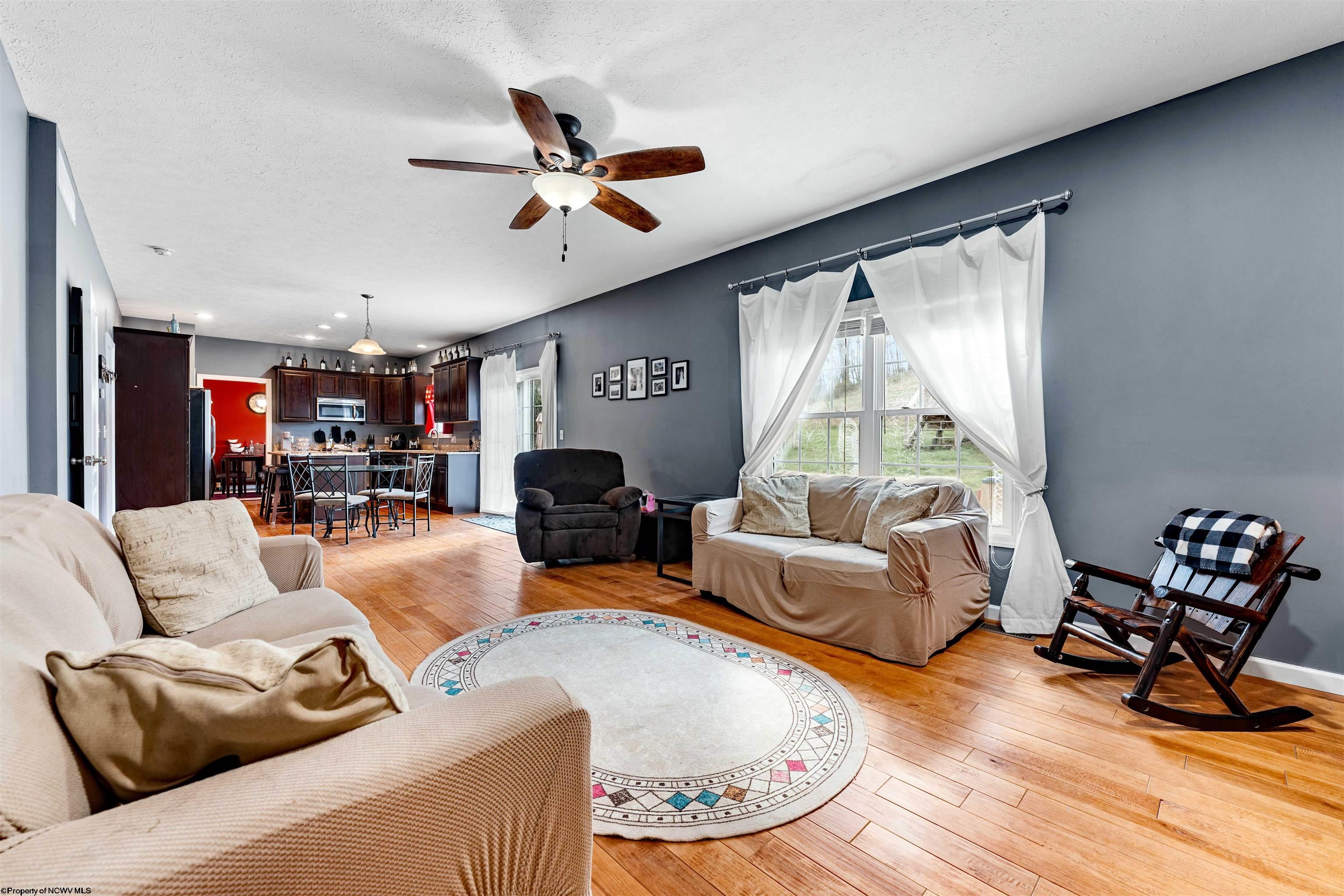 Morgantown, West Virginia 26508, United States, 4 Bedrooms Bedrooms, ,3 BathroomsBathrooms,Residential,Active,97579