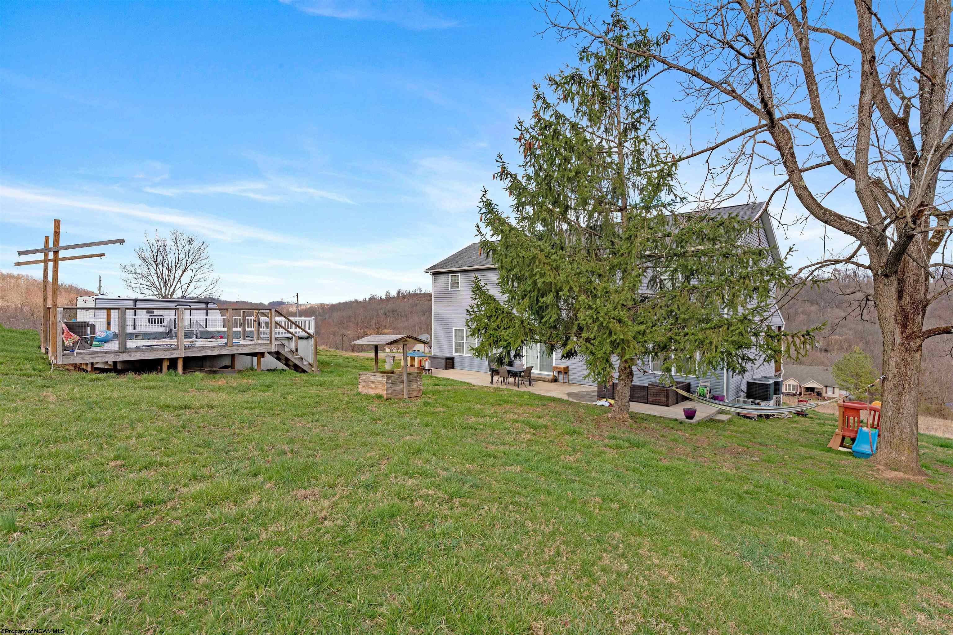 Morgantown, West Virginia 26508, United States, 4 Bedrooms Bedrooms, ,3 BathroomsBathrooms,Residential,Active,97579