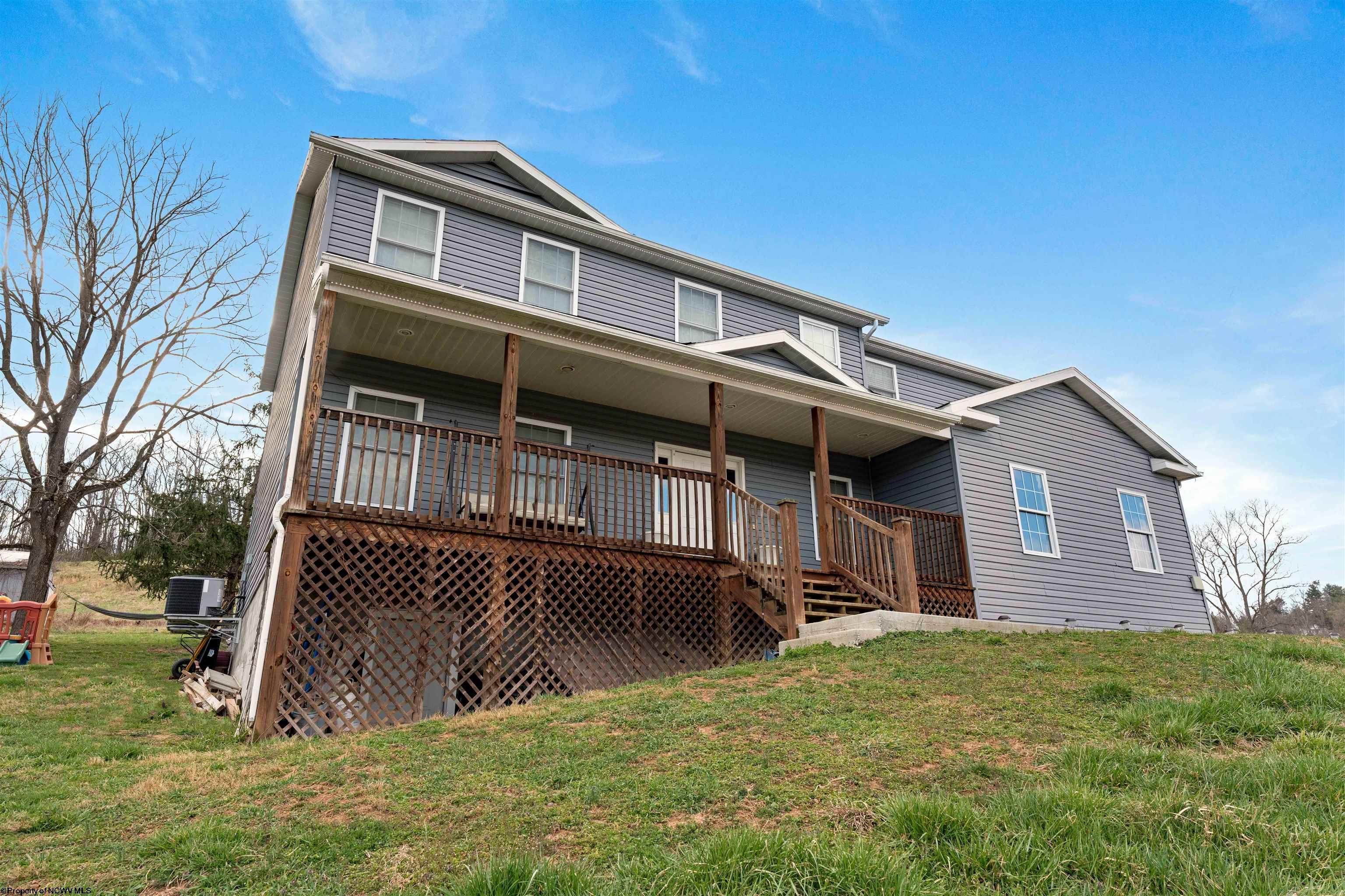 Morgantown, West Virginia 26508, United States, 4 Bedrooms Bedrooms, ,3 BathroomsBathrooms,Residential,Active,97579