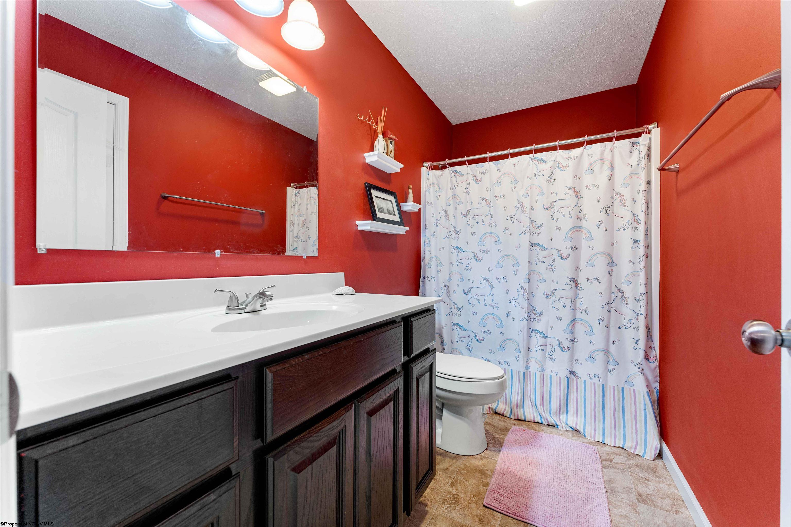 Morgantown, West Virginia 26508, United States, 4 Bedrooms Bedrooms, ,3 BathroomsBathrooms,Residential,Active,97579