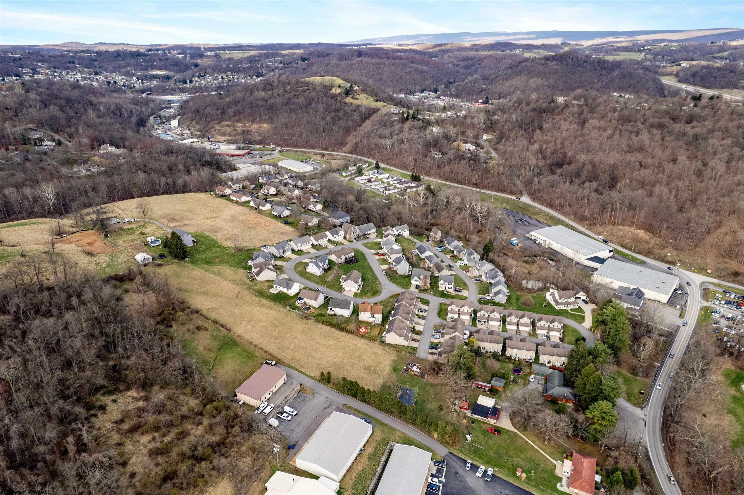 Morgantown, West Virginia 26508, United States, 4 Bedrooms Bedrooms, ,3 BathroomsBathrooms,Residential,Active,97579