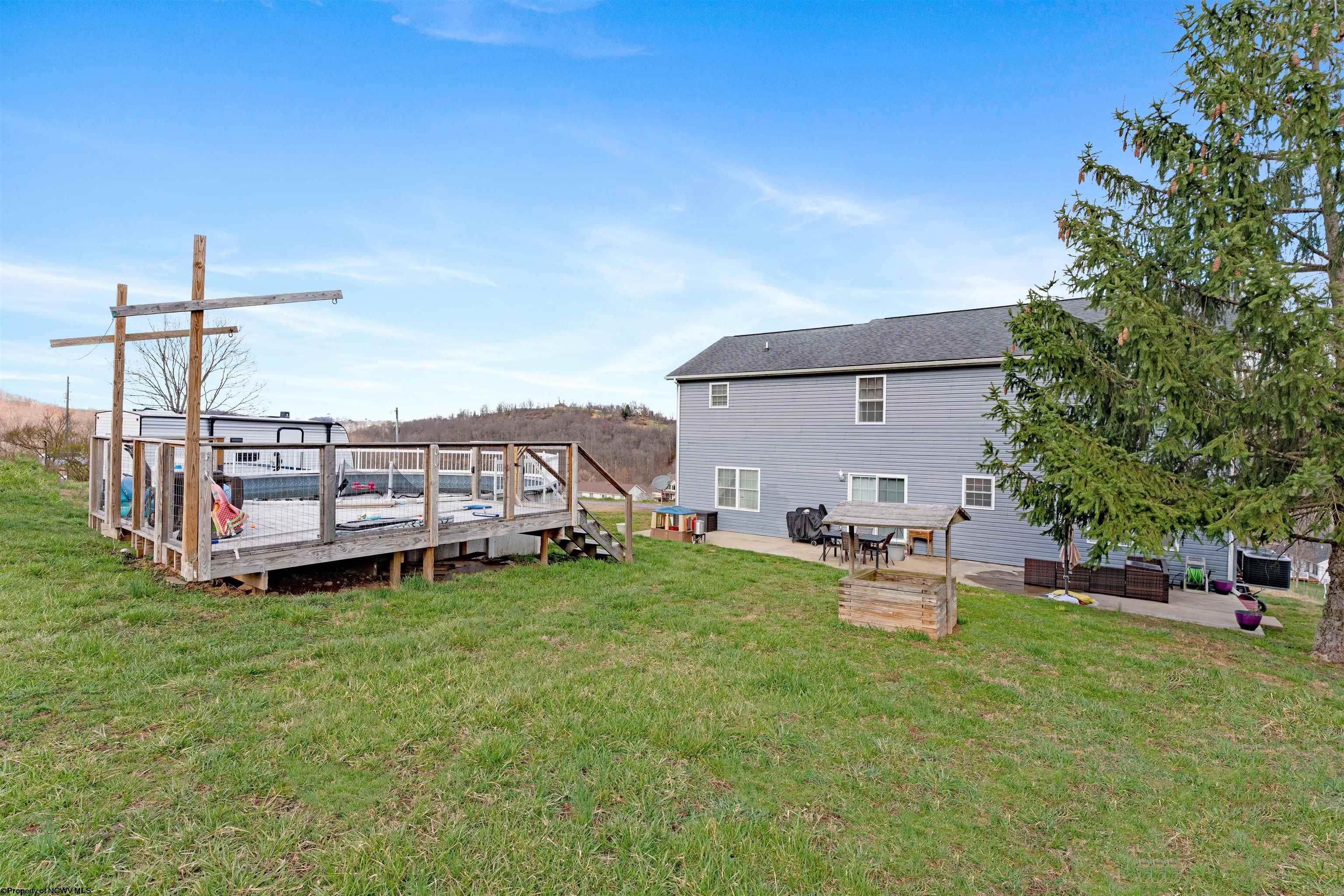 Morgantown, West Virginia 26508, United States, 4 Bedrooms Bedrooms, ,3 BathroomsBathrooms,Residential,Active,97579