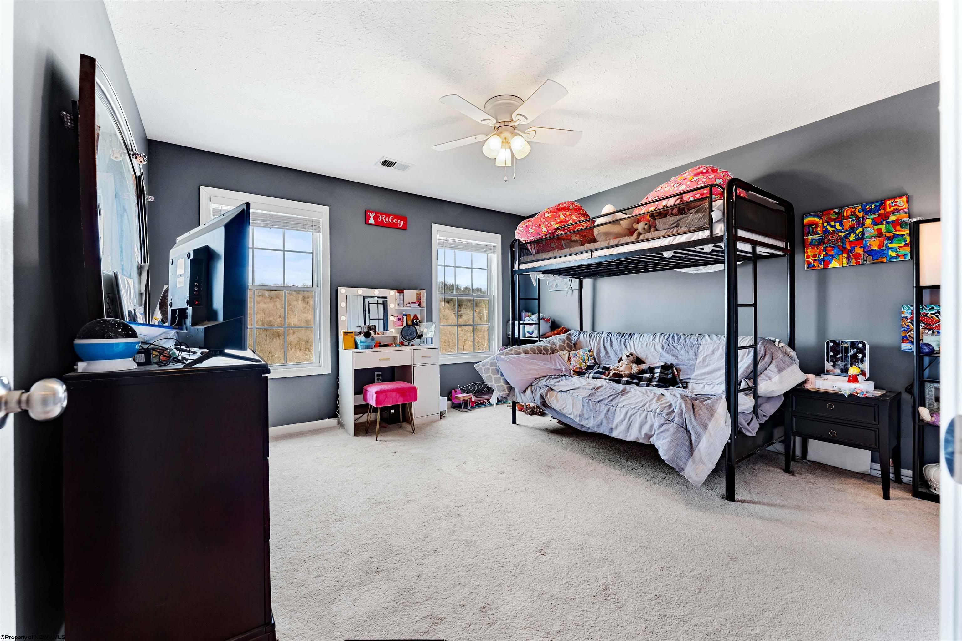 Morgantown, West Virginia 26508, United States, 4 Bedrooms Bedrooms, ,3 BathroomsBathrooms,Residential,Active,97579