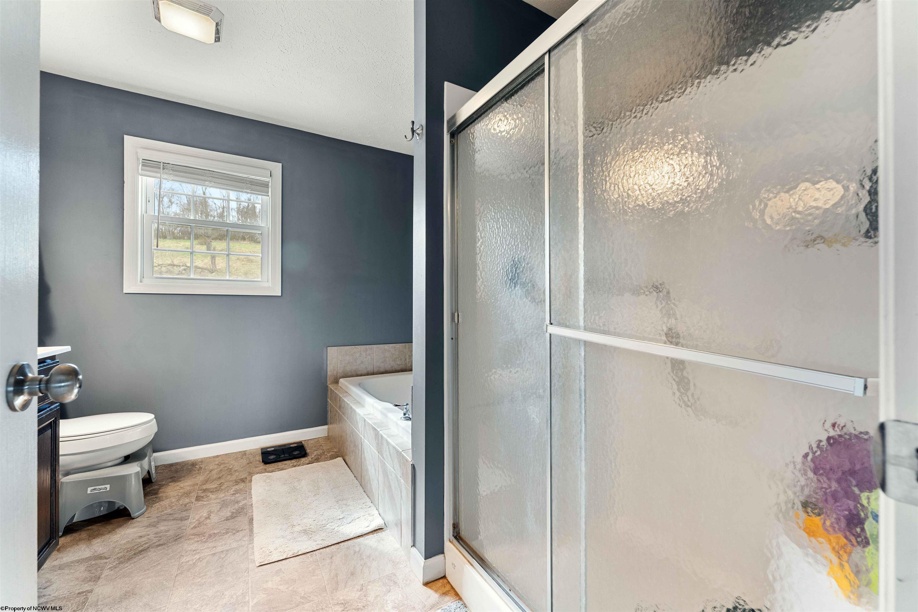 Morgantown, West Virginia 26508, United States, 4 Bedrooms Bedrooms, ,3 BathroomsBathrooms,Residential,Active,97579