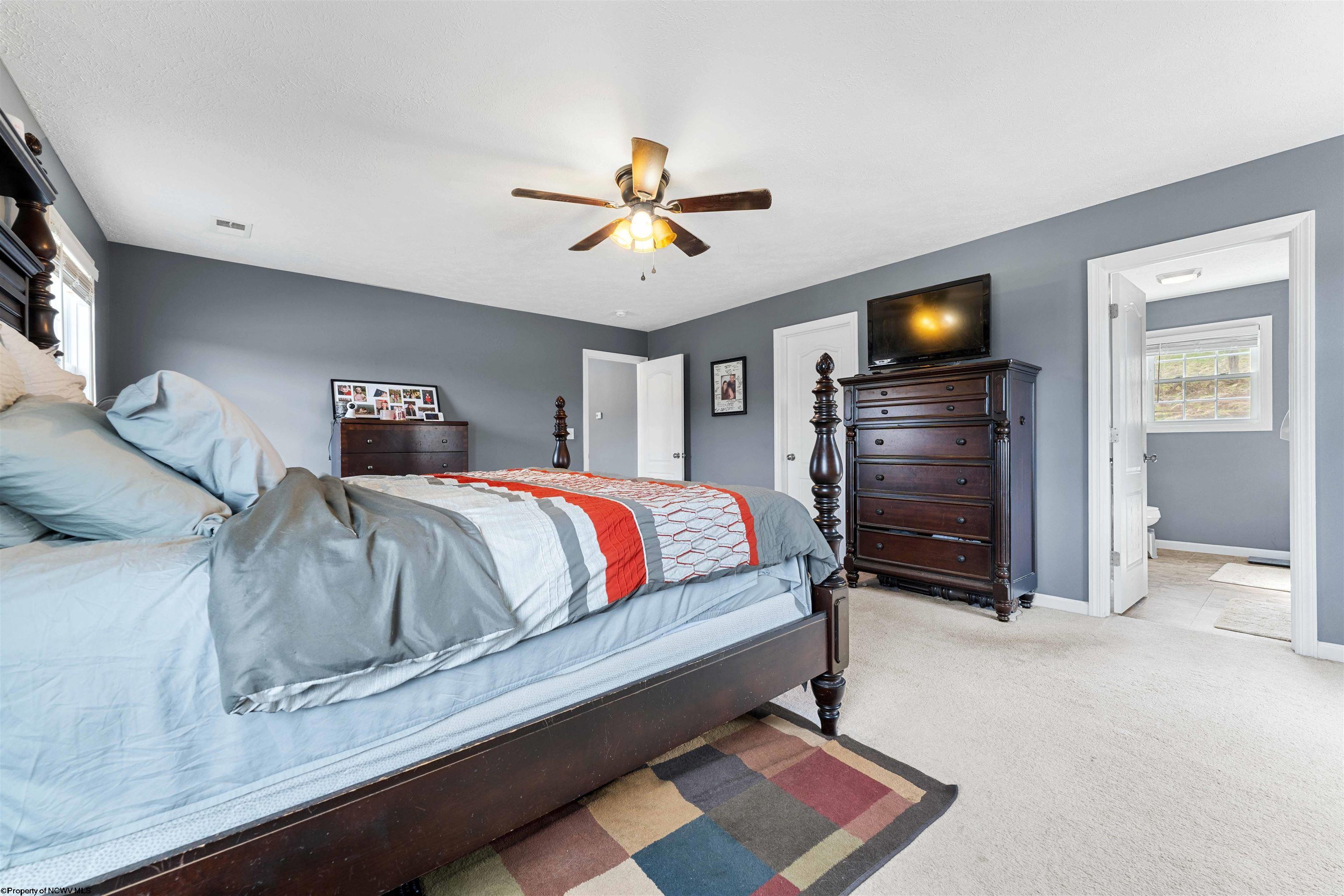 Morgantown, West Virginia 26508, United States, 4 Bedrooms Bedrooms, ,3 BathroomsBathrooms,Residential,Active,97579