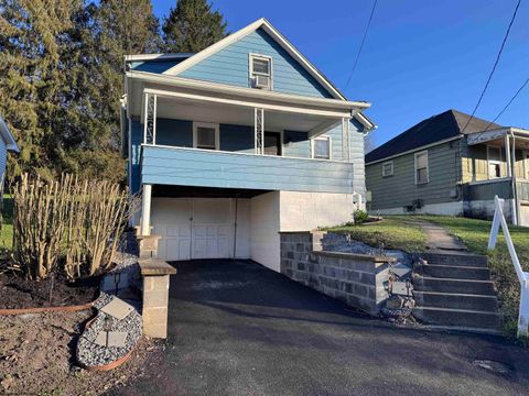 Photo of 1605 N 18th Street, Clarksburg, WV 26301 (MLS # 10163837)