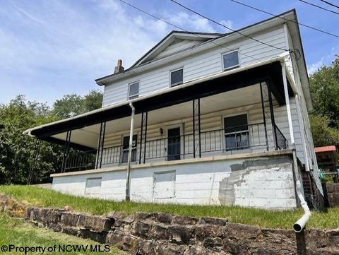 Photo of 210 Excelsior Street, Newburg, WV 26410 (MLS # 10160991)