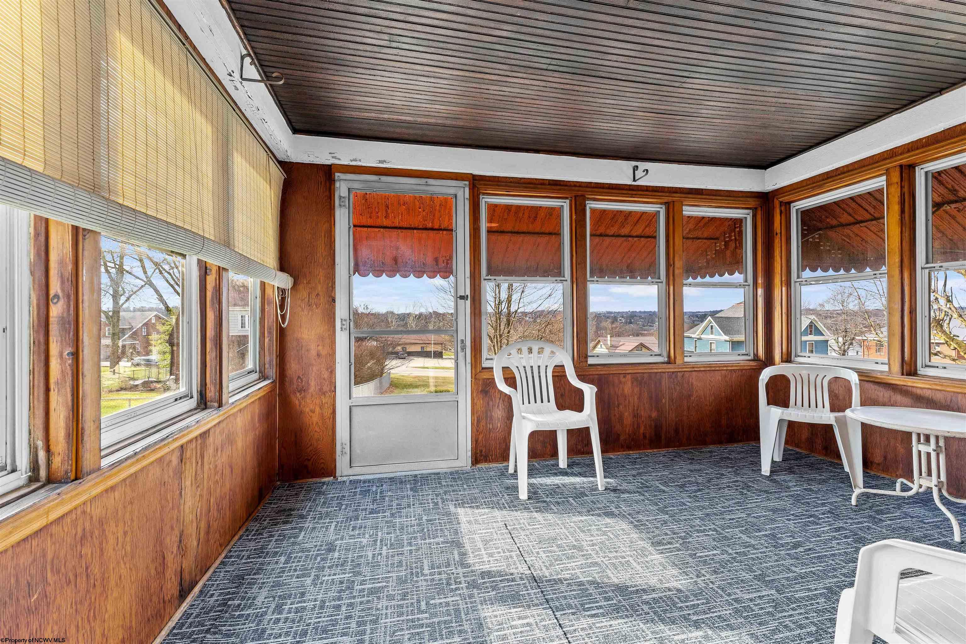 Uniontown, Pennsylvania 15401, United States, 3 Bedrooms Bedrooms, ,2 BathroomsBathrooms,Residential,Pending,64626