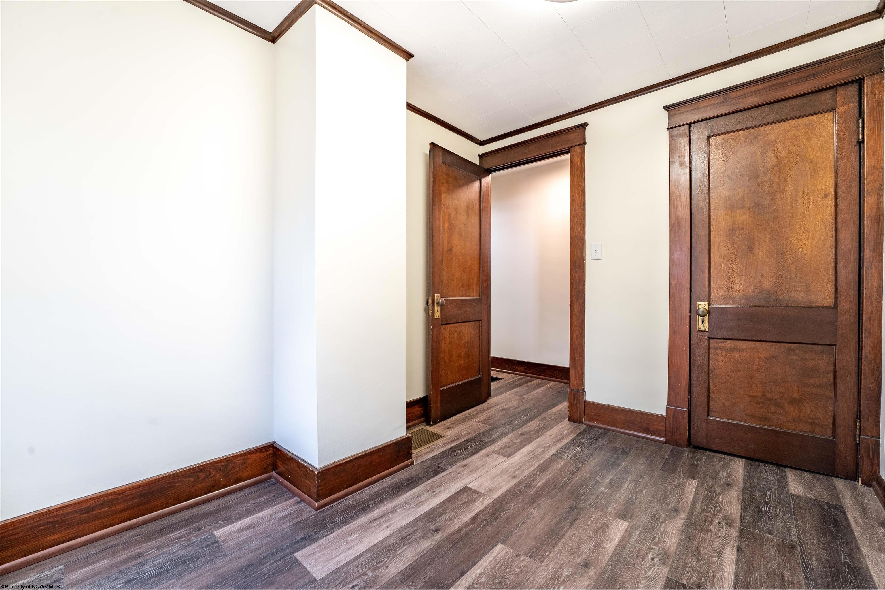 Uniontown, Pennsylvania 15401, United States, 3 Bedrooms Bedrooms, ,2 BathroomsBathrooms,Residential,Pending,64626