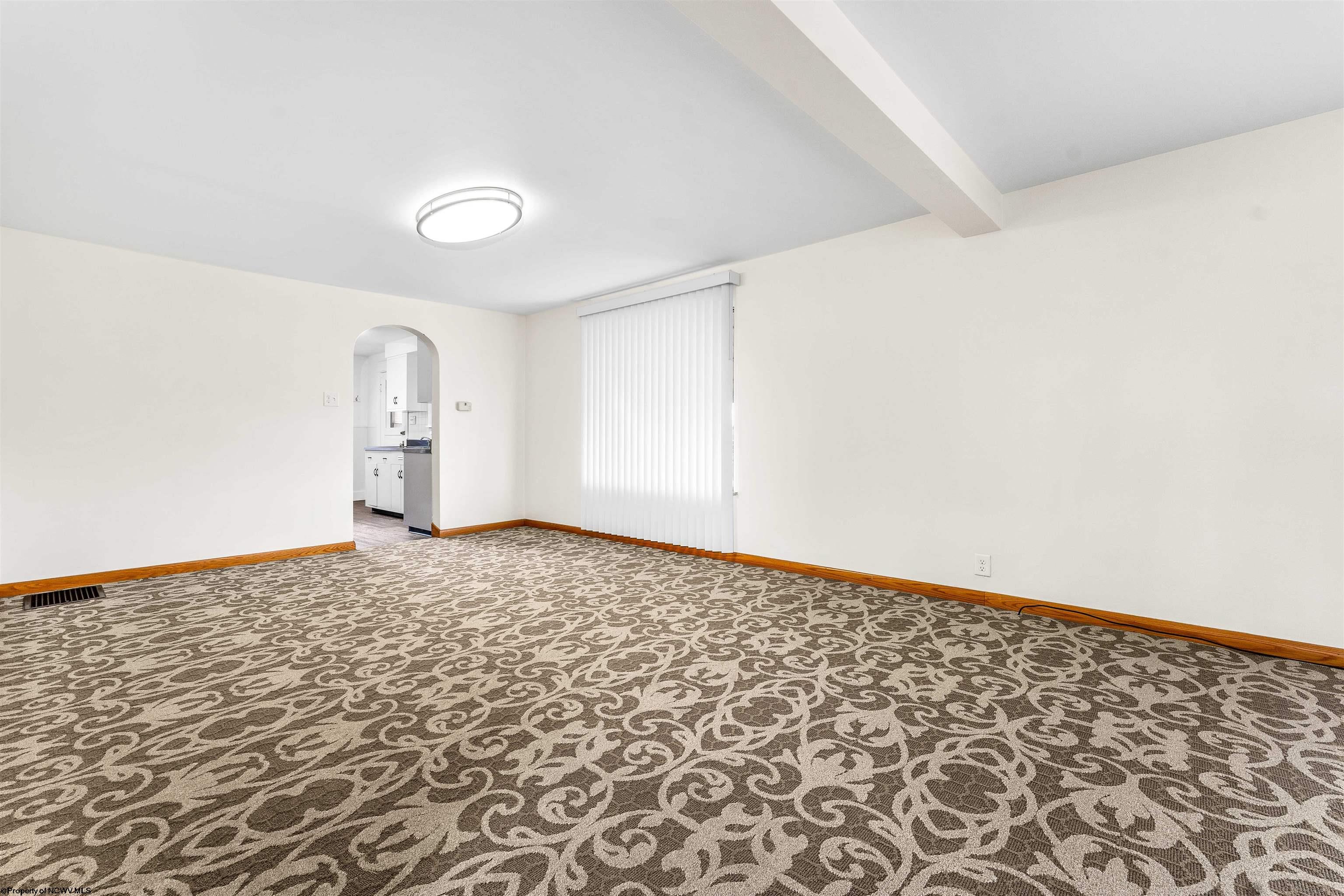 Uniontown, Pennsylvania 15401, United States, 3 Bedrooms Bedrooms, ,2 BathroomsBathrooms,Residential,Pending,64626