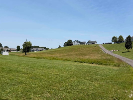 HAWTHORN DR, BUCKHANNON, WV 26201 - Image b18d3eece0321652a7218b4e6735d20a/441888681