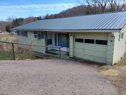 Photo of 32 Circle Drive, Mount Clare, WV 26408 (MLS # 10163476)