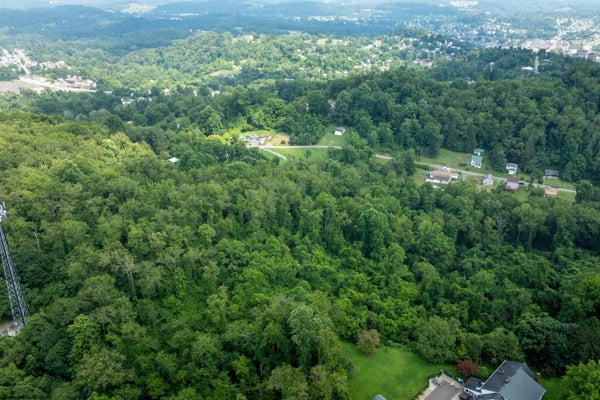 CLEVELAND AVE, FAIRMONT, WV 26554 - Image b3cce0db7db983ad0ae9f8a0d404a553/415055363