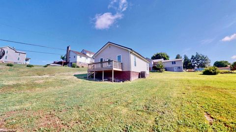 Photo of 1 E BLUEMONT Street, Grafton, WV 26354 (MLS # 10165339)