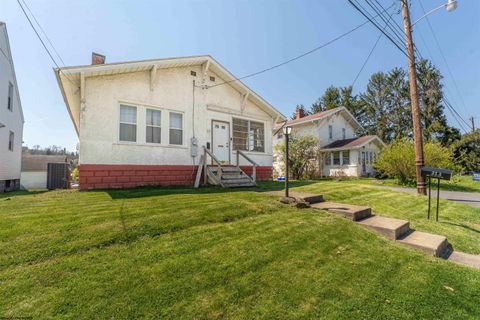 Photo of 313 New York Avenue, Westover, WV 26501 (MLS # 10164348)