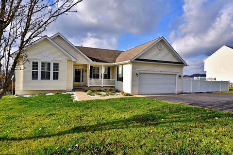 Photo of 35 Garnet Way, Bridgeport, WV 26330 (MLS # 10162578)