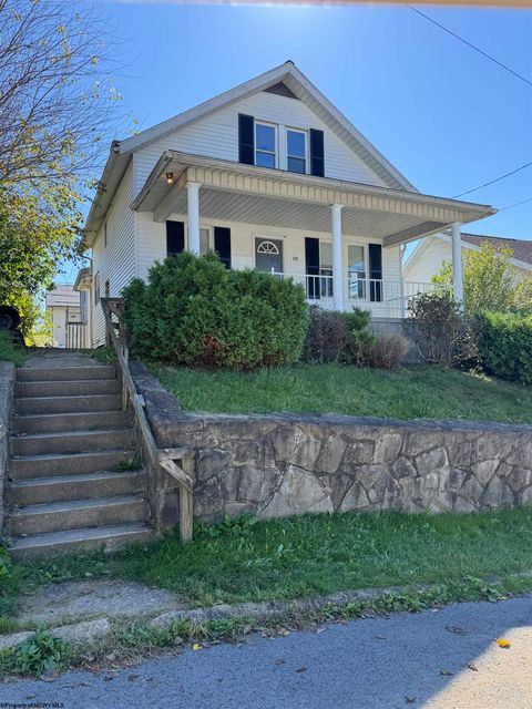 Photo of 109 & 109.5 Highland Avenue, Fairmont, WV 26554 (MLS # 10161967)