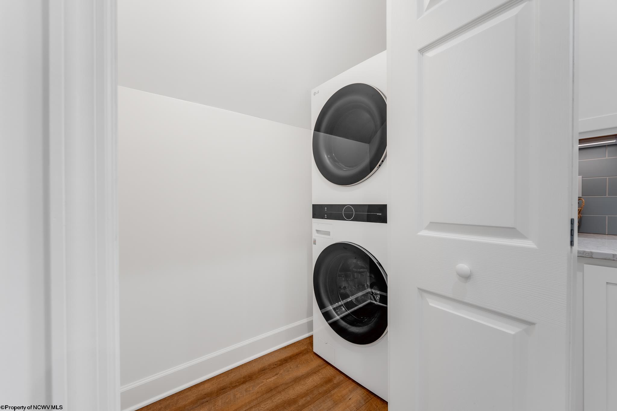 Parsons, West Virginia 26287, United States, 2 Bedrooms Bedrooms, ,2 BathroomsBathrooms,Residential,Active,247932