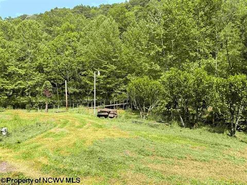 Photo of 8557 Copley Road, Weston, WV 26452 (MLS # 10163908)
