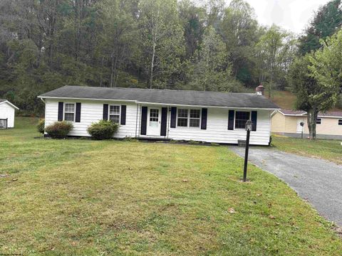 Photo of 95 Rohr Avenue, Buckhannon, WV 26201 (MLS # 10161767)
