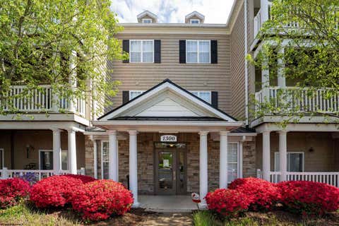 Photo for 1331 Suncrest Village