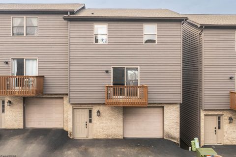 Photo of 9 Sunridge Drive, Morgantown, WV 26505 (MLS # 10164025)