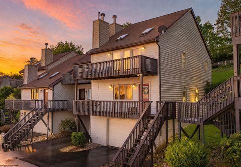 Photo of 615 Mariner Village, Morgantown, WV 26508 (MLS # 10163913)