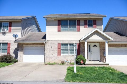 Photo of 277 Donna Avenue, Morgantown, WV 26505 (MLS # 10164125)