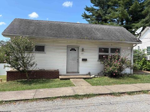 Photo of 117 Brown Avenue, Weston, WV 26452 (MLS # 10161305)