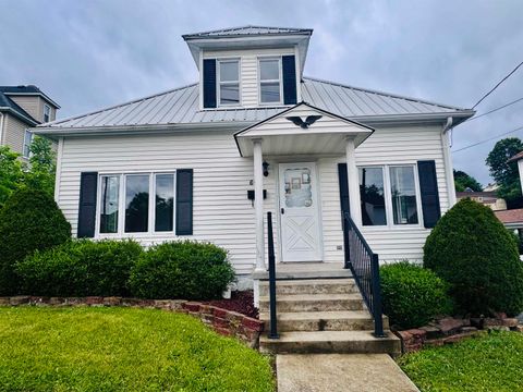 Photo of 542 Market Street, Fairmont, WV 26554 (MLS # 10165271)