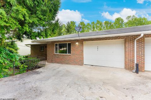 Photo of 887 Tremont Street, Morgantown, WV 26505 (MLS # 10160688)