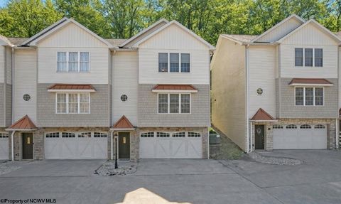 Photo of 124 Claremont Court, Morgantown, WV 26501 (MLS # 10163669)