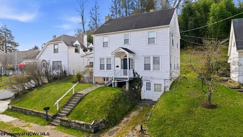 Photo of 12 Outlook Road, Fairmont, WV 26554 (MLS # 10162467)