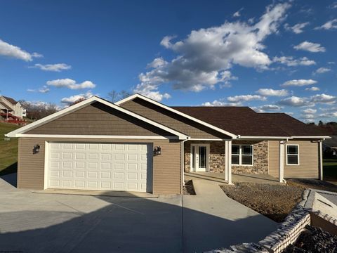 Photo of 134 Kimberly Circle, Fairmont, WV 26554 (MLS # 10162448)